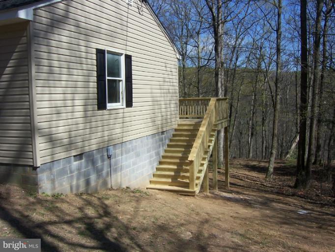 3 Off Rt 9/18 Berkeley Springs Berkeley Springs, WV 25411 - Photo 5 of 7 Exterior (General)