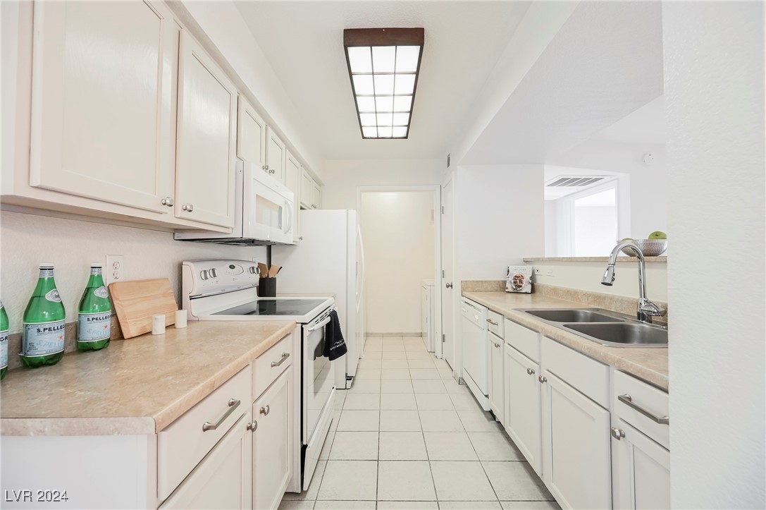 8101 West Flamingo Road, Unit 1010 Las Vegas, NV 89147 - Photo 1 of 18