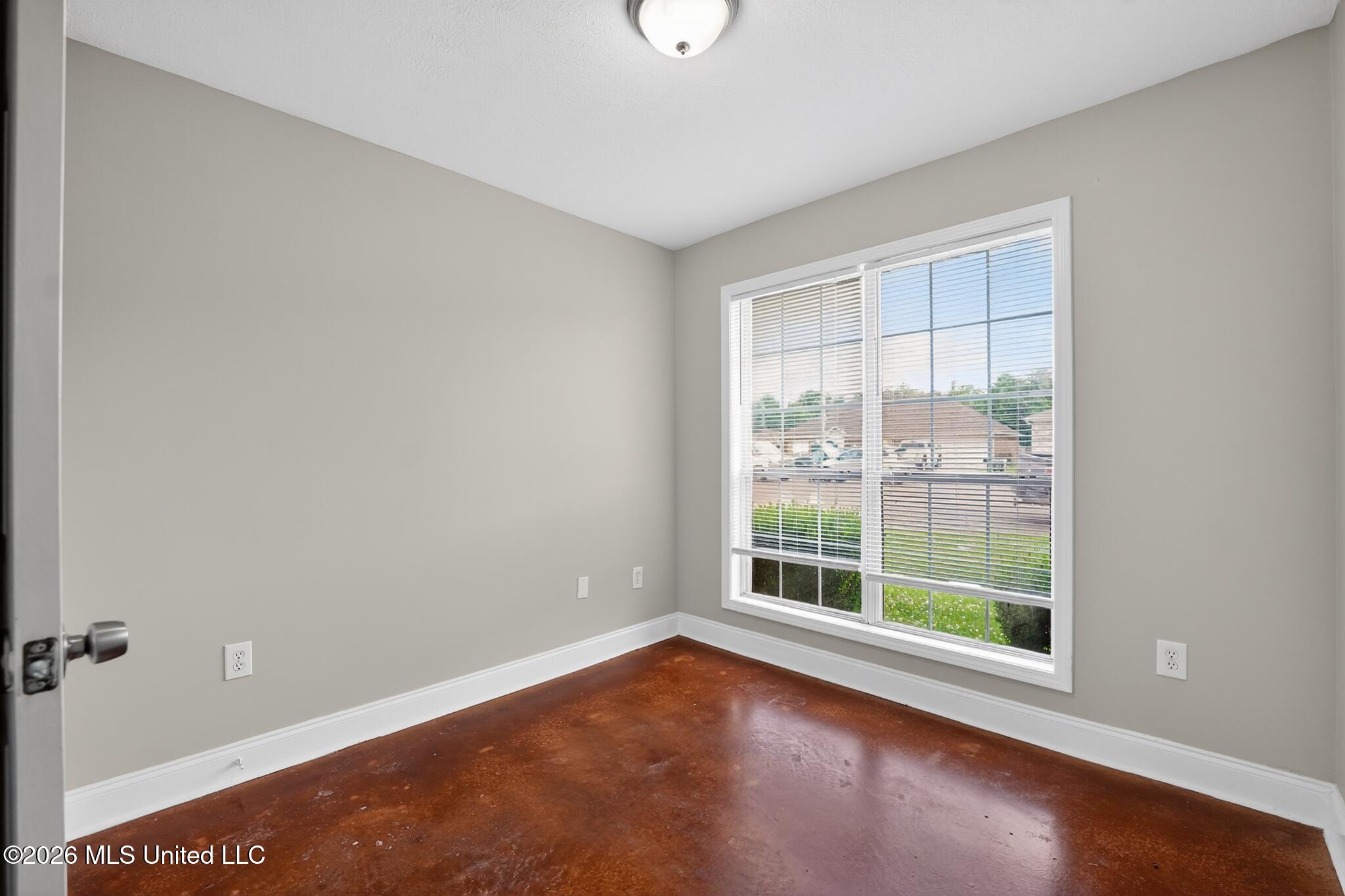 215 David Street Pearl, MS 39208 - Photo 6 of 15 08_215_David_St-Living_room-7587