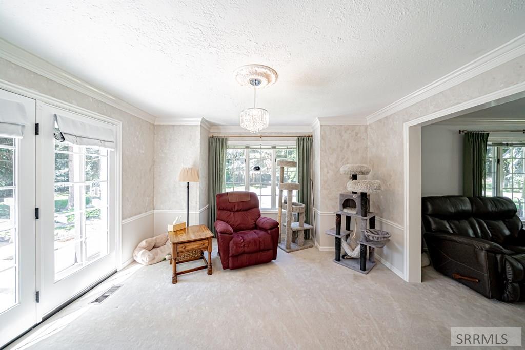 706 South Bellin Road Idaho Falls, ID 83402 - Photo 20 of 80
