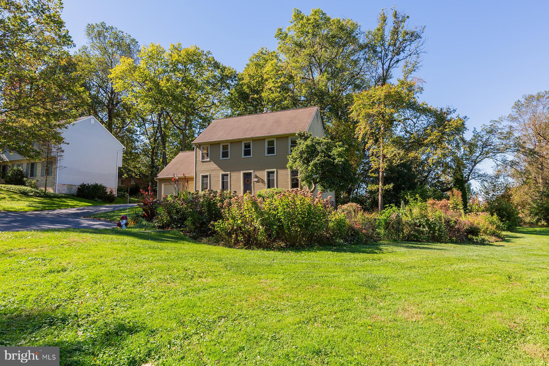 816 Tarpley Drive Lancaster, PA 17601 - Photo 59 of 110 a view of a house with a yard