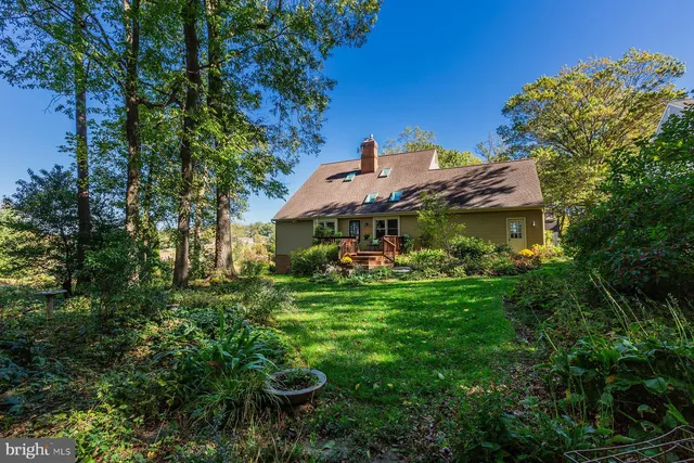 $545,000 | 816 Tarpley Drive, Lancaster, PA 17601