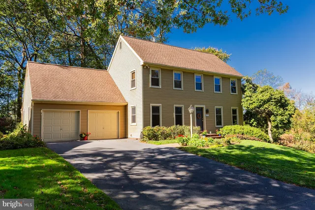 $545,000 | 816 Tarpley Drive, Lancaster, PA 17601