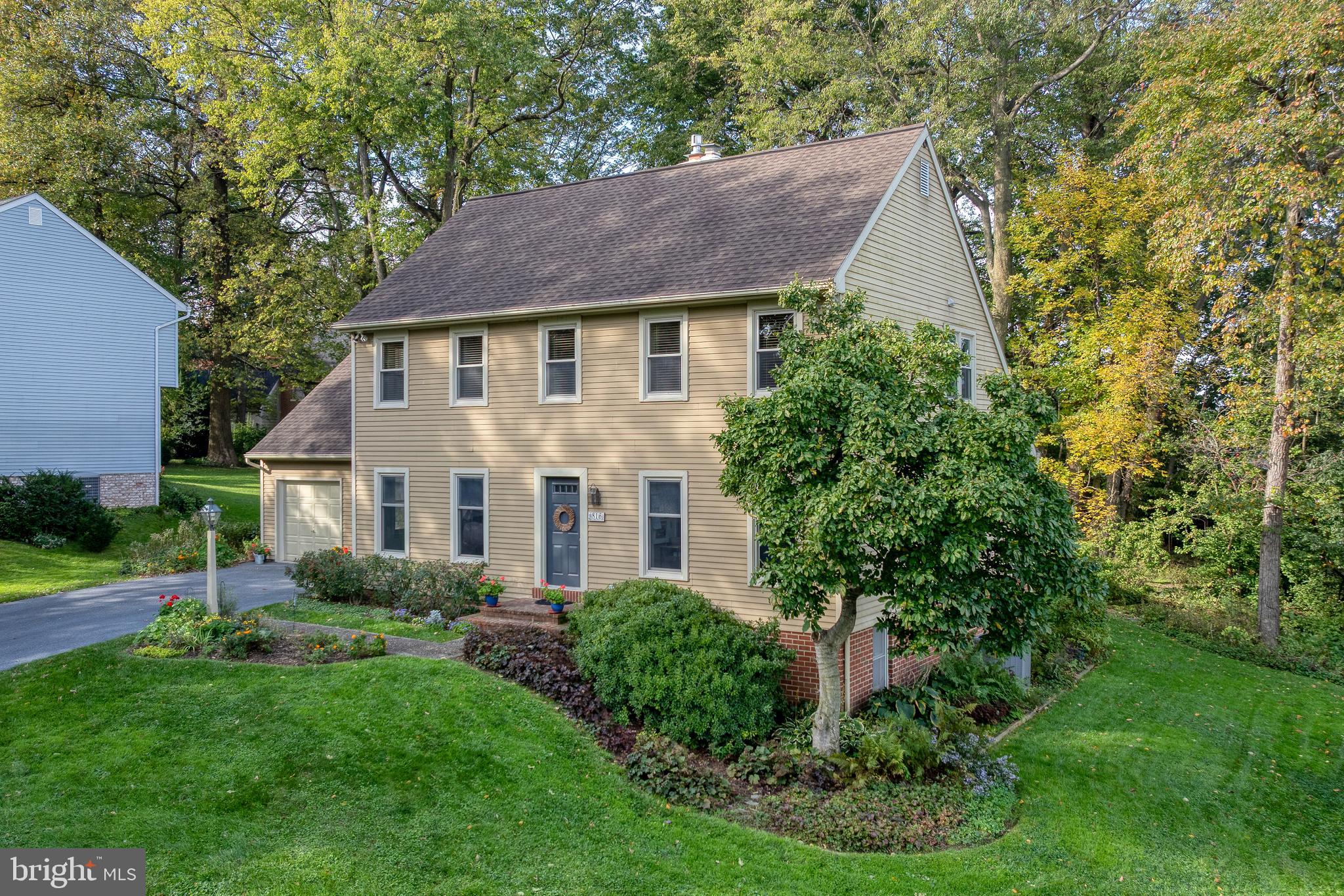 816 Tarpley Drive Lancaster, PA 17601 - Photo 99 of 110 a view of a yard in front of house