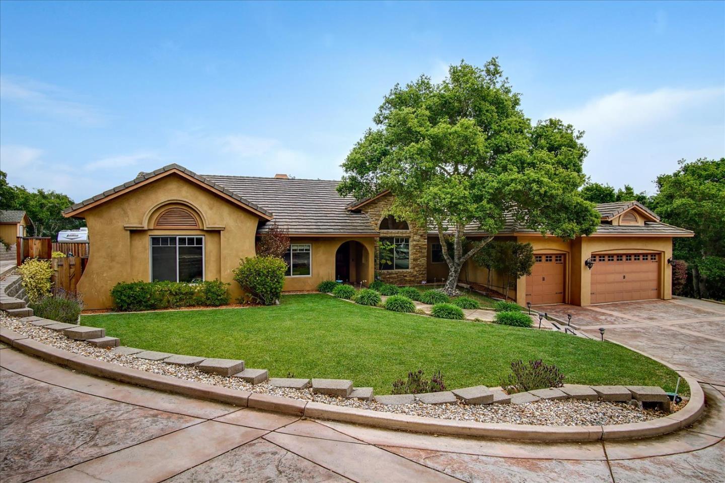 19735 Moonglow Road Salinas, CA 93907 - Photo 2 of 100 Gallery Image 2
