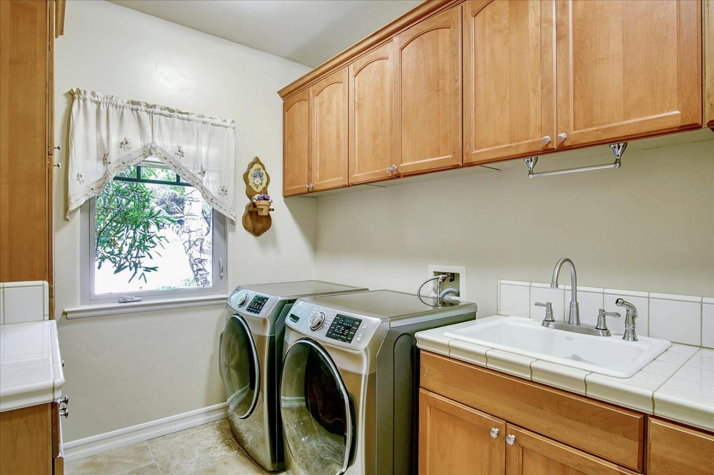 19735 Moonglow Road Salinas, CA 93907 - Photo 25 of 100 Gallery Image 25