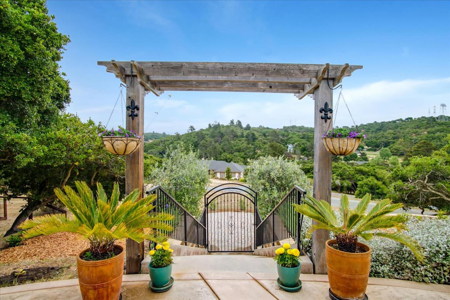 19735 Moonglow Road Salinas, CA 93907 - Photo 62 of 100 Gallery Image 62
