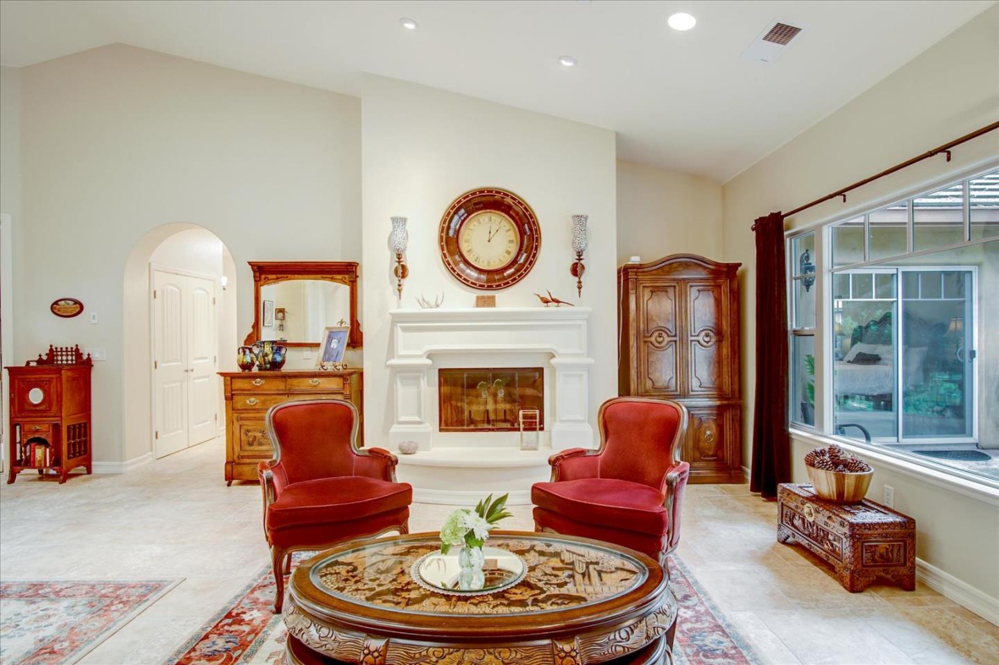 19735 Moonglow Road Salinas, CA 93907 - Photo 9 of 100 Gallery Image 9