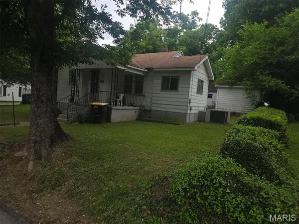 $59,900 | 207 West Morgan Street, Doniphan, MO 63935