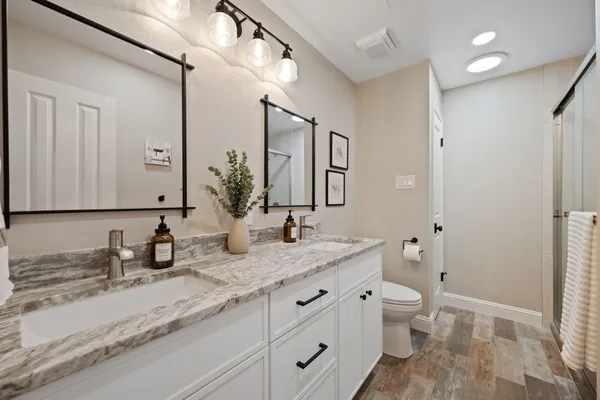 $550,000 | 801 Ivy Drive, Pflugerville, TX 78660