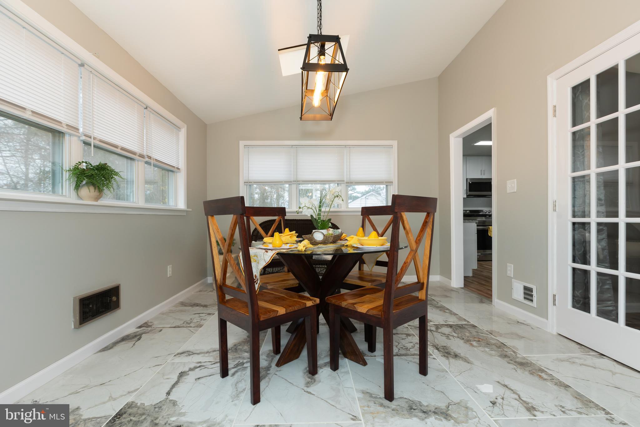 15602 Bond Mill Road Laurel, MD 20707 - Photo 18 of 48 Dinning Room