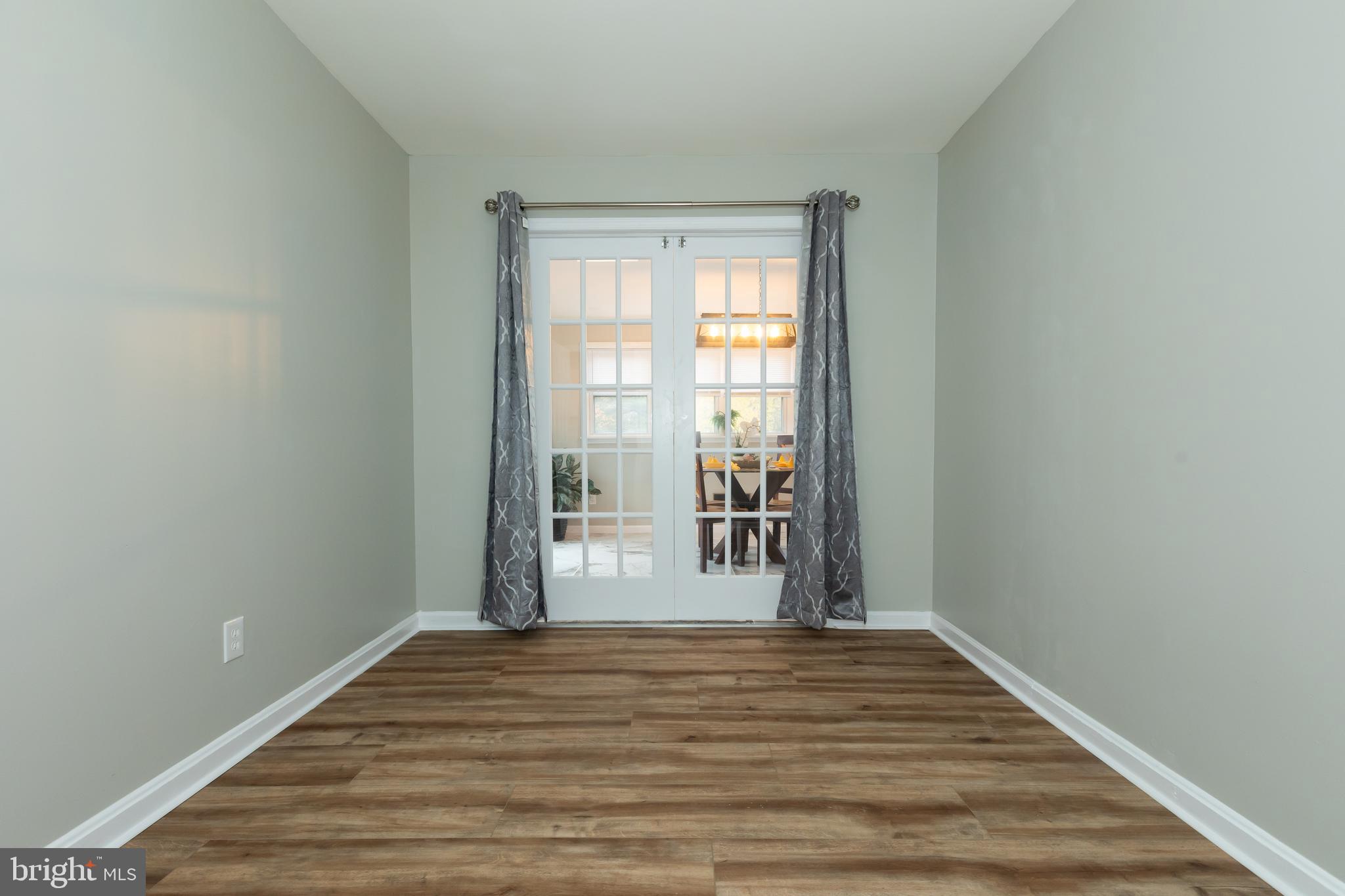 15602 Bond Mill Road Laurel, MD 20707 - Photo 26 of 48 #2 Bedroom (main level)