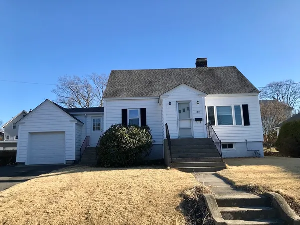 $2,200 | 138 King Philip Road, Worcester, MA 01606