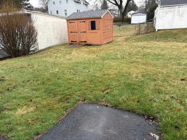 $2,150 | 138 King Philip Road, Worcester, MA 01606