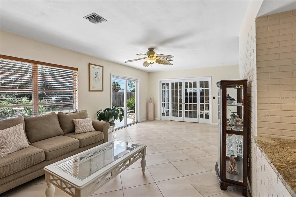 1856 Southview Road Largo, FL 33770 - Photo 3 of 27