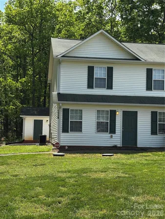 $1,250 | 5906 North Carolina Highway 150, Maiden, NC 28650