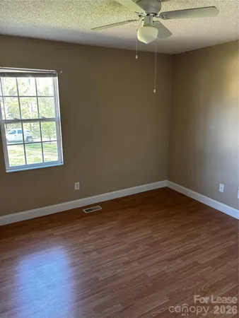 $1,250 | 5906 North Carolina Highway 150, Maiden, NC 28650