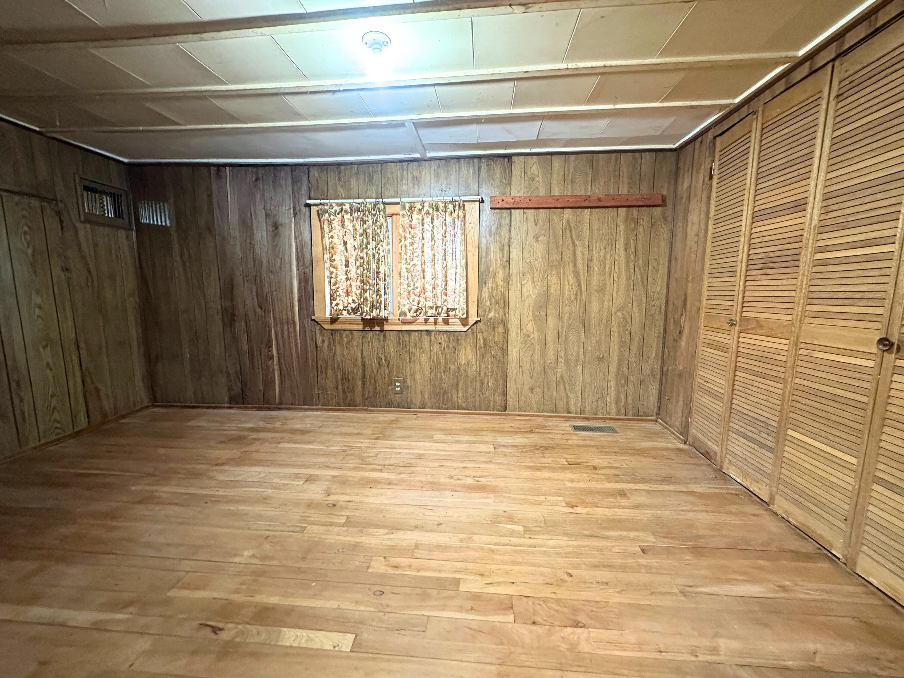 N3090 Uranus Road Geneva, WI 53147 - Photo 15 of 19 Interior