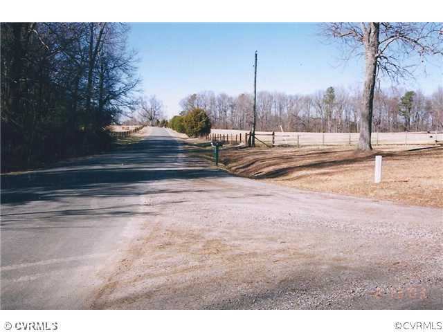 20911 Baskerville Mill Road McKenney, VA 23872 - Photo 5 of 8 Gallery Image 5