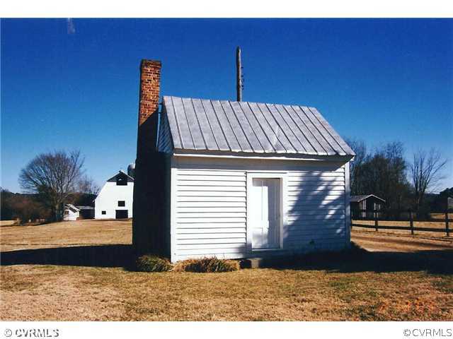 20911 Baskerville Mill Road McKenney, VA 23872 - Photo 7 of 8 Gallery Image 7