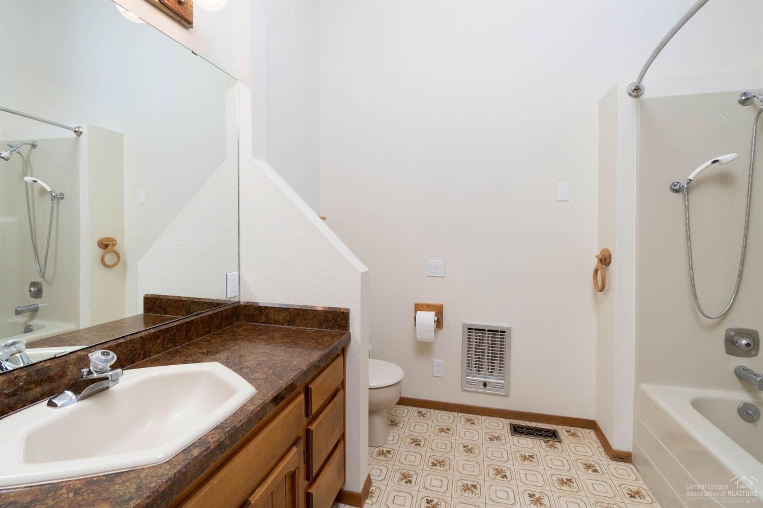 21565 Dale Road Bend, OR 97701 - Photo 12 of 23 Additional Photo