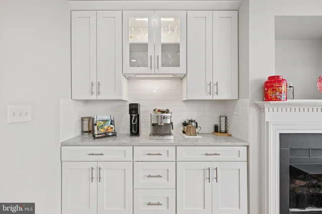 $849,999 | 182 Martin Lane, Alexandria, VA 22304