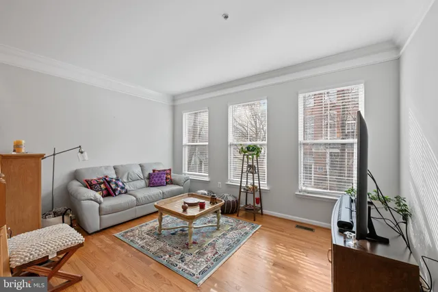 $849,999 | 182 Martin Lane, Alexandria, VA 22304