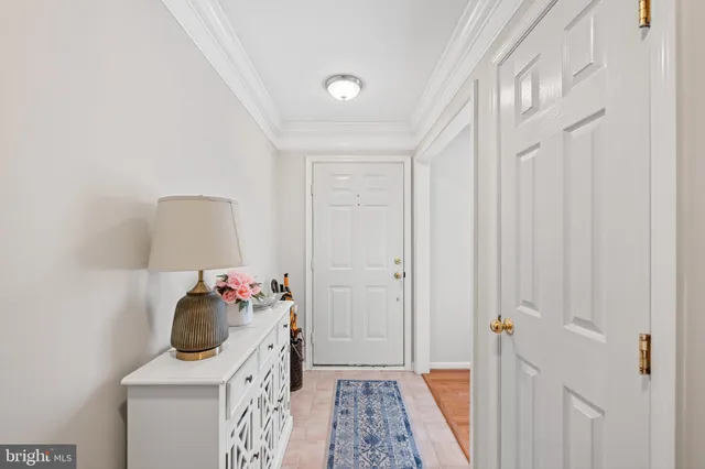 $849,999 | 182 Martin Lane, Alexandria, VA 22304