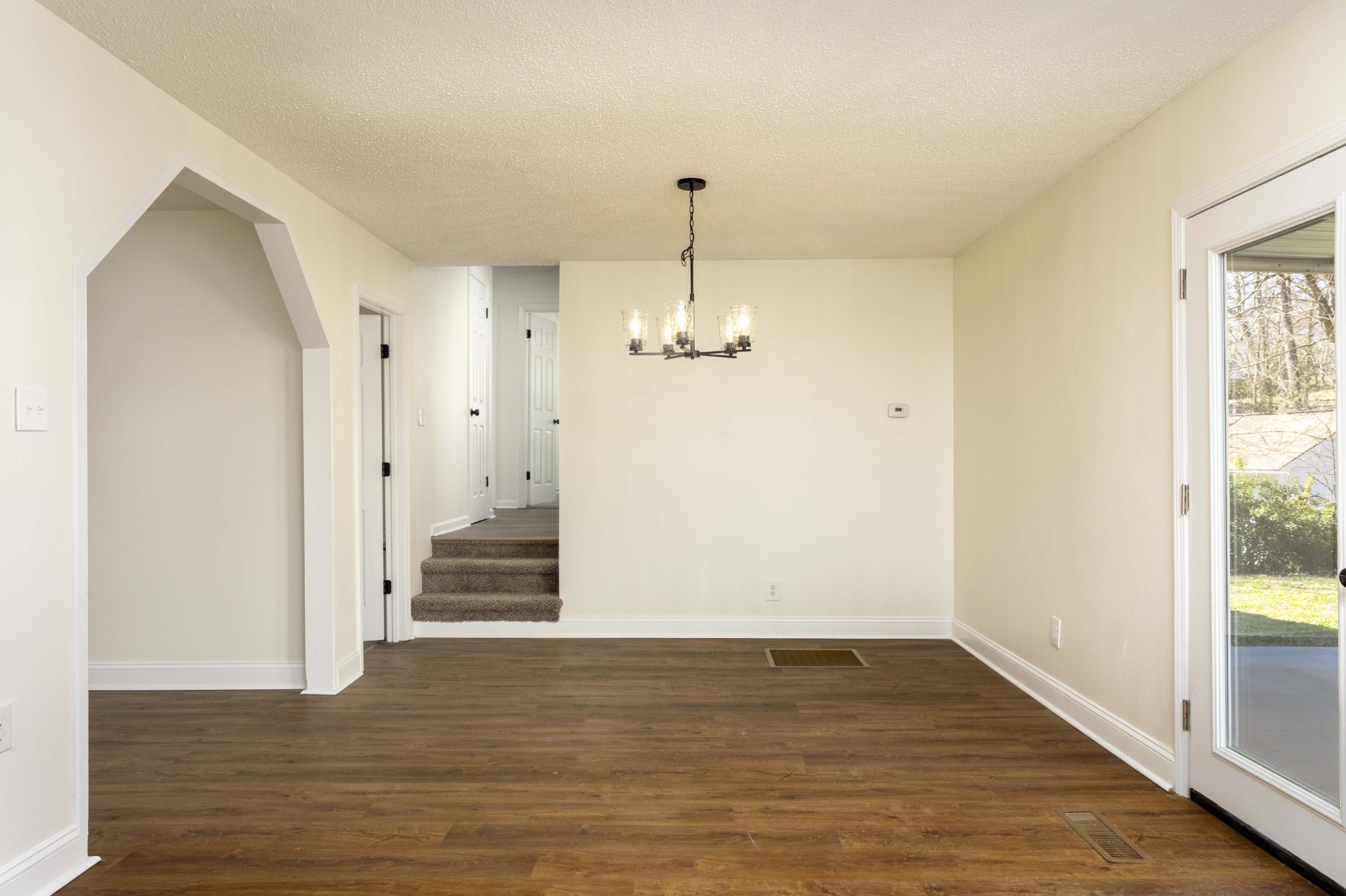 8907 Wooten Road Chattanooga, TN 37416 - Photo 8 of 21 Gallery Image 8