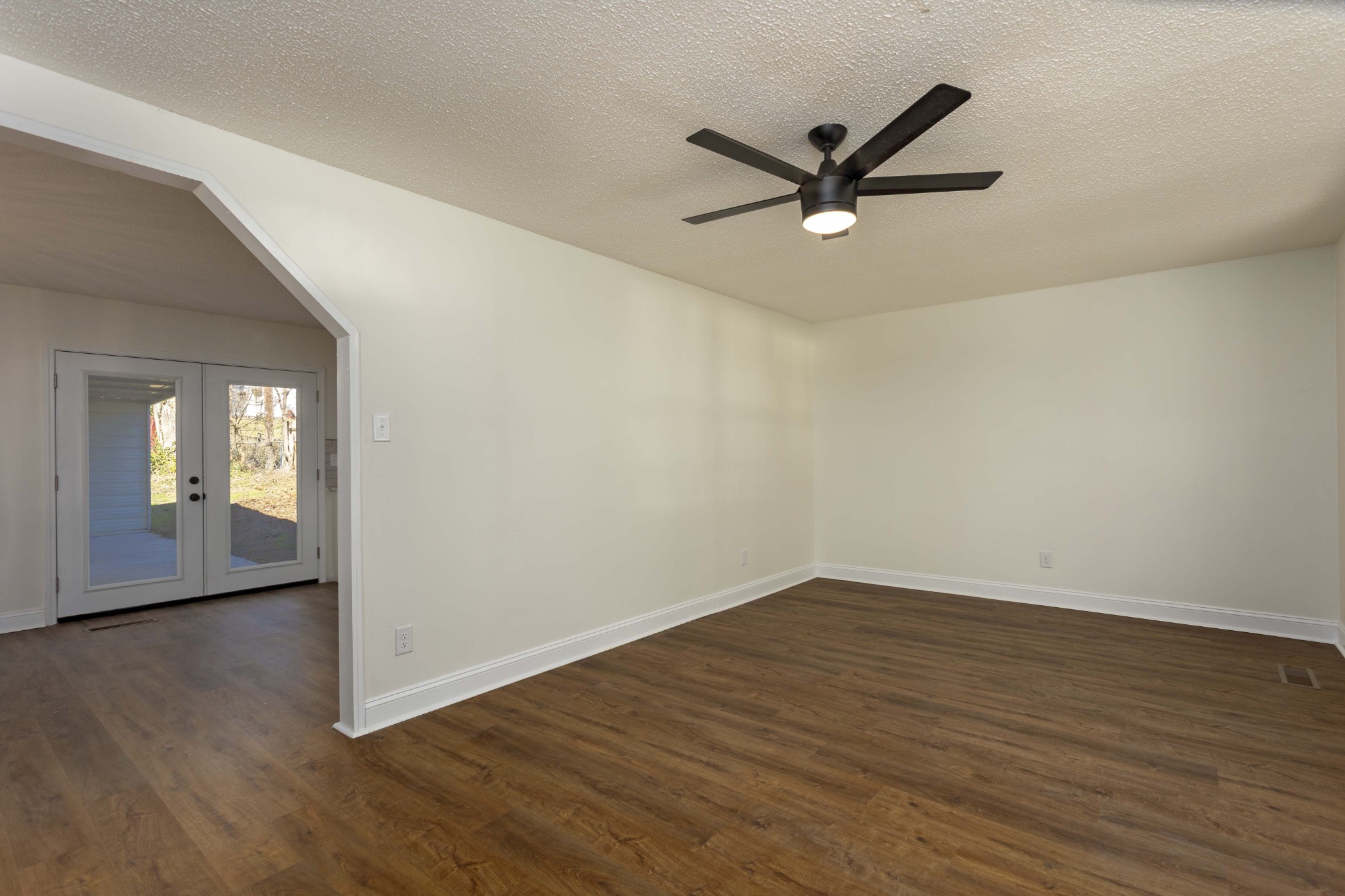8907 Wooten Road Chattanooga, TN 37416 - Photo 9 of 21 Gallery Image 9