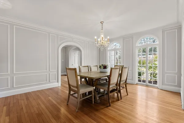$2,299,000 | 5 Hammond Street, Newton, MA 02467