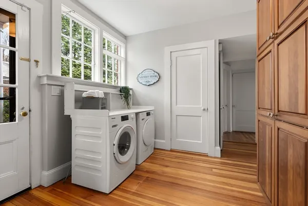 $2,299,000 | 5 Hammond Street, Newton, MA 02467