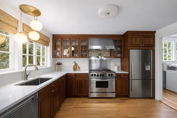 $2,299,000 | 5 Hammond Street, Newton, MA 02467