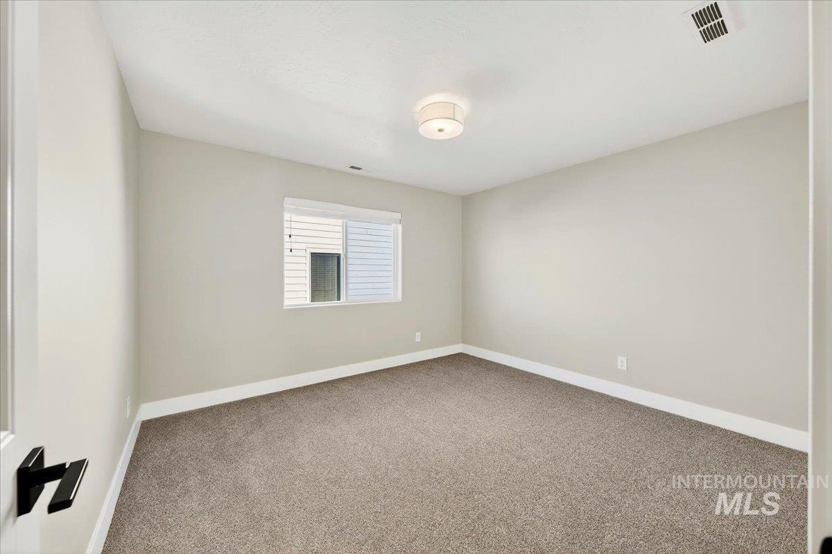 1289 West Christopher Drive Meridian, ID 83642 - Photo 40 of 50