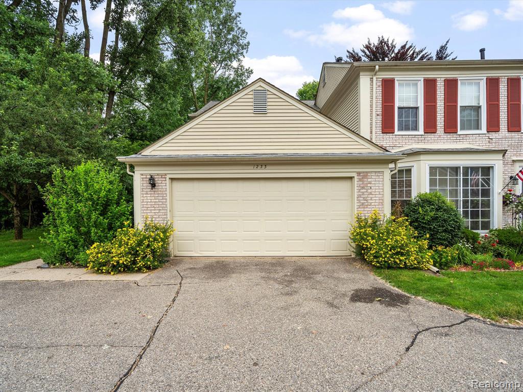 1233 Candlestick Lane Rochester Hills, MI 48306 - Photo 5 of 42
