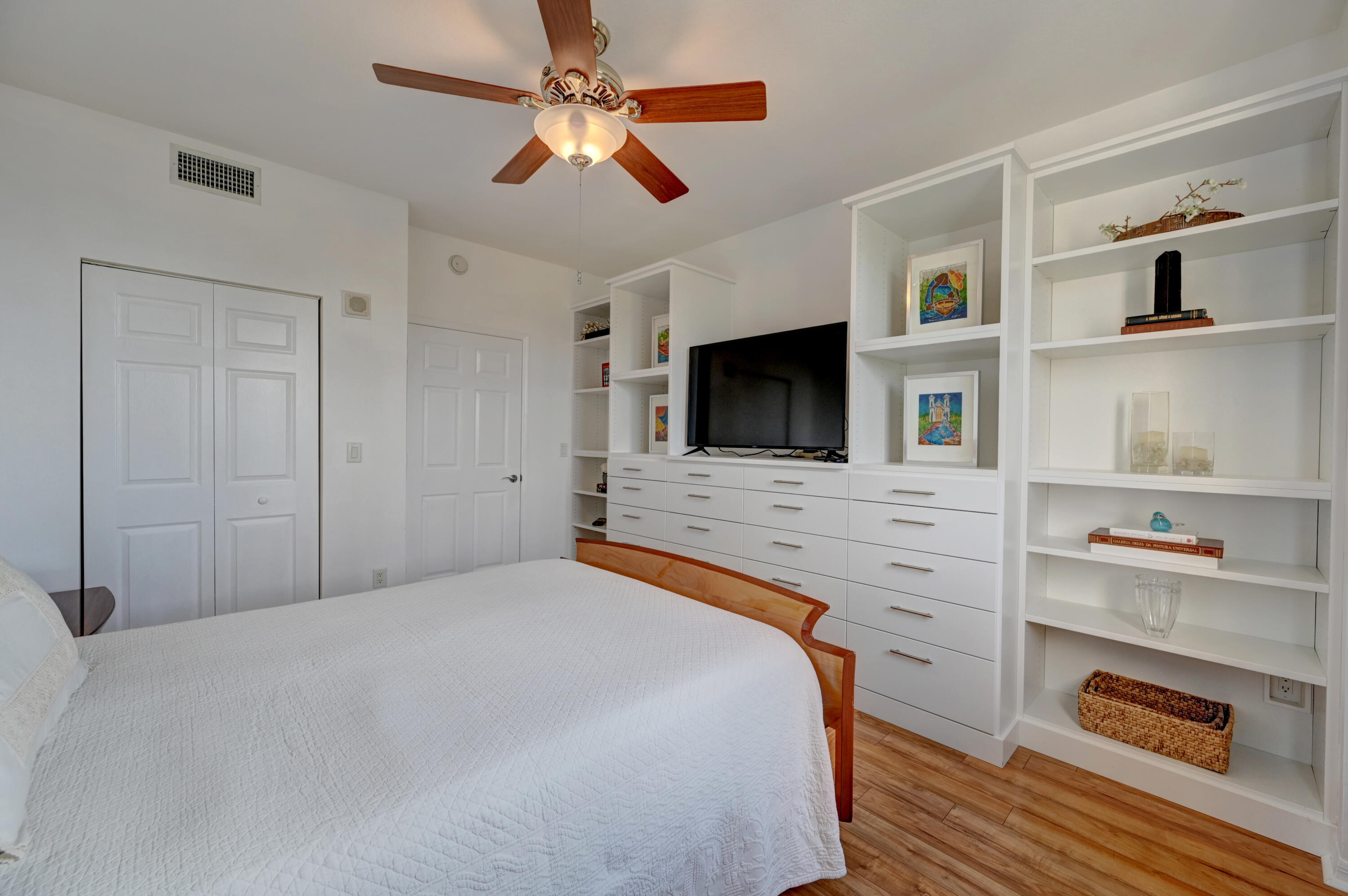 233 South Federal Highway, Unit 419 Boca Raton, FL 33432 - Photo 20 of 46 2nd Bedroom