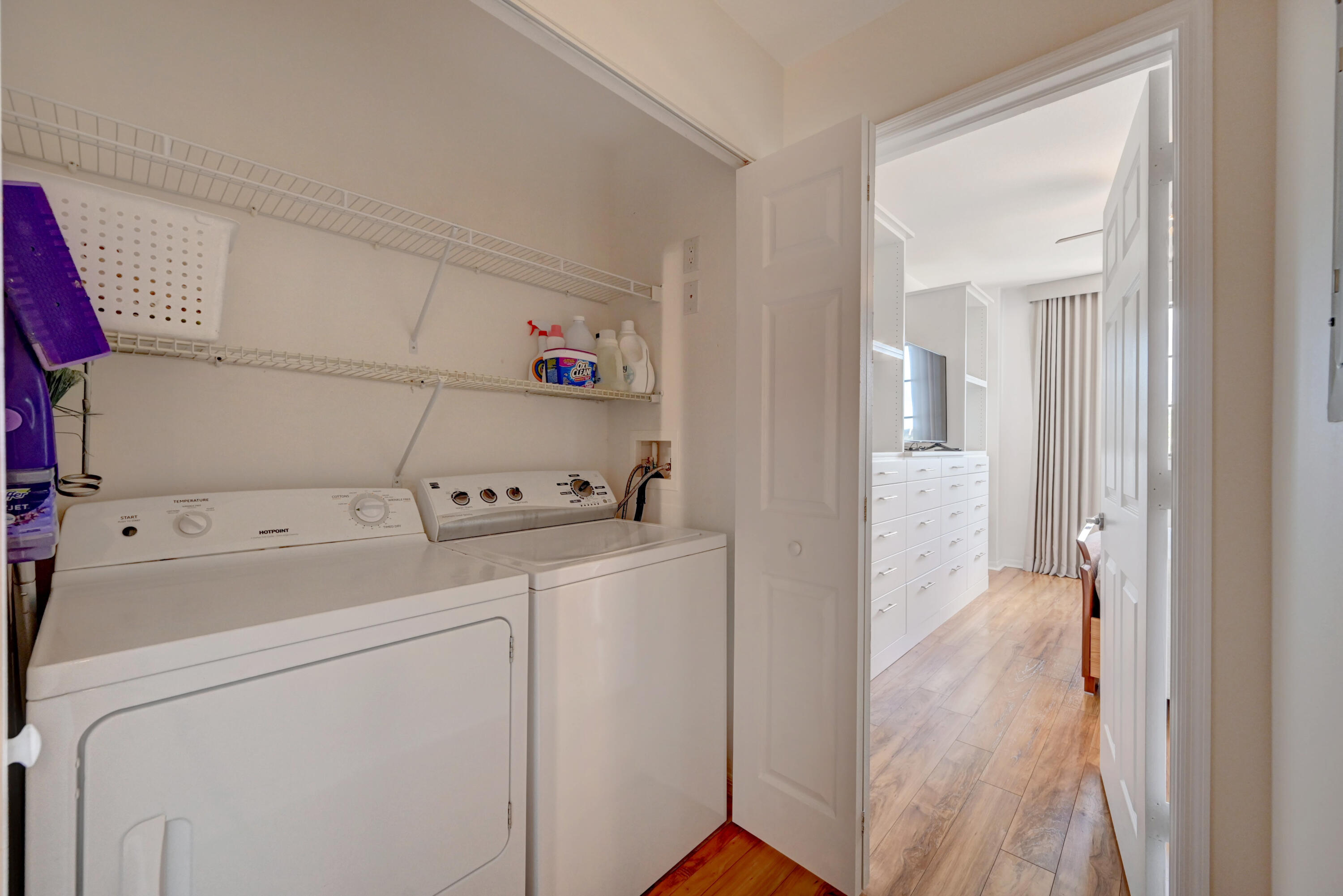 233 South Federal Highway, Unit 419 Boca Raton, FL 33432 - Photo 24 of 46 Washer and Dryer