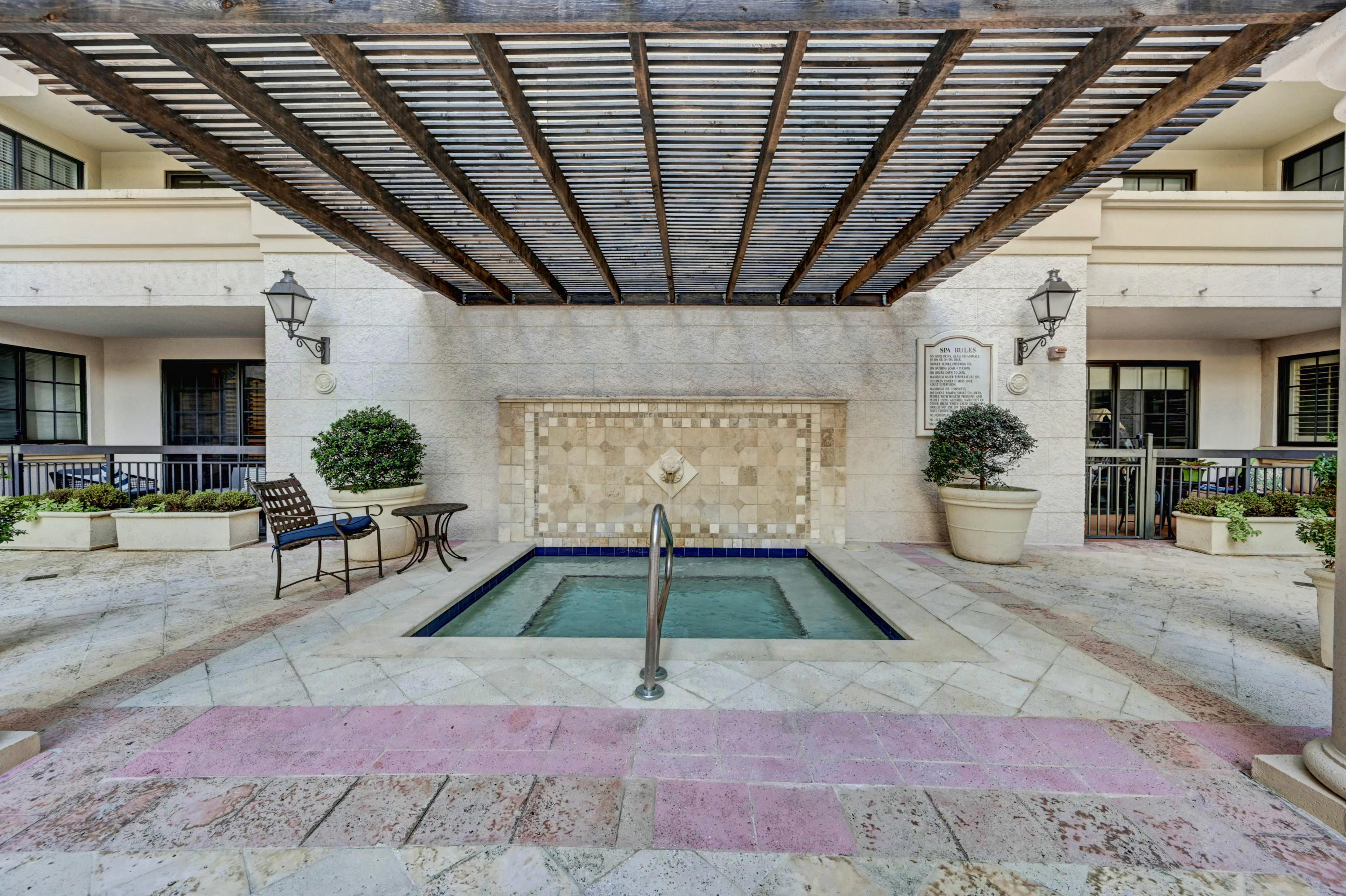 233 South Federal Highway, Unit 419 Boca Raton, FL 33432 - Photo 29 of 46 Boca Grand Jacuzzi