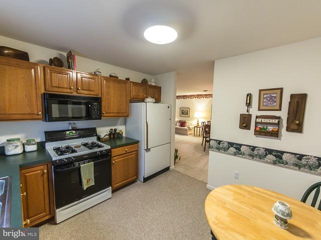 2534 Brady Road York, PA 17404 - Photo 9 of 23 Gallery Image 9