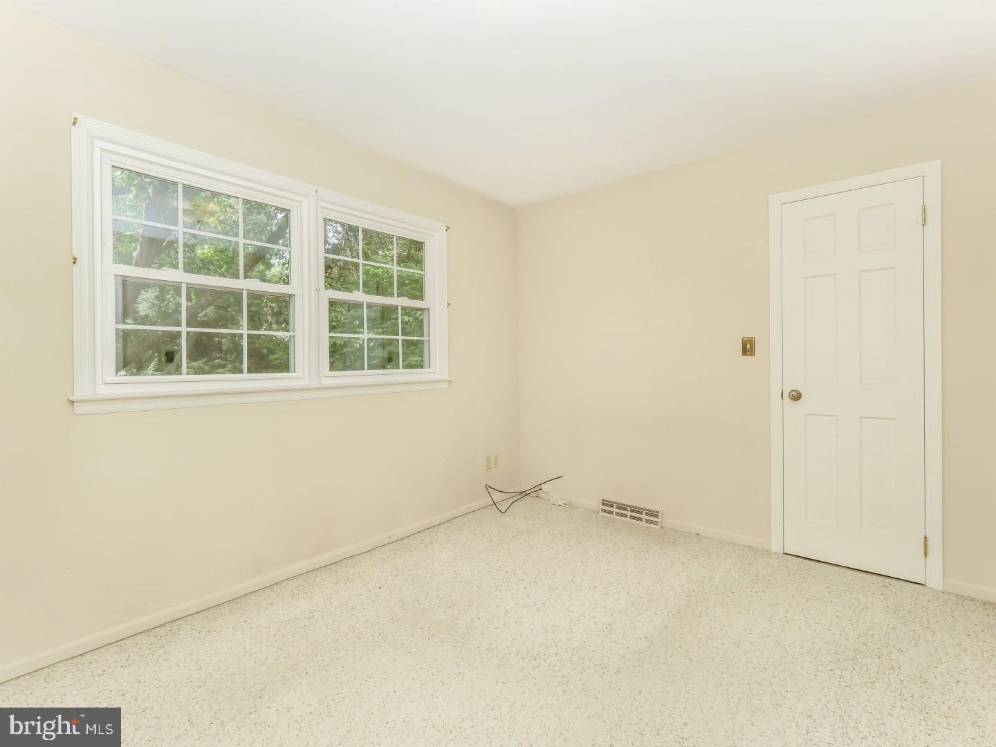 641 Kings Road Yardley, PA 19067 - Photo 17 of 23 Gallery Image 17