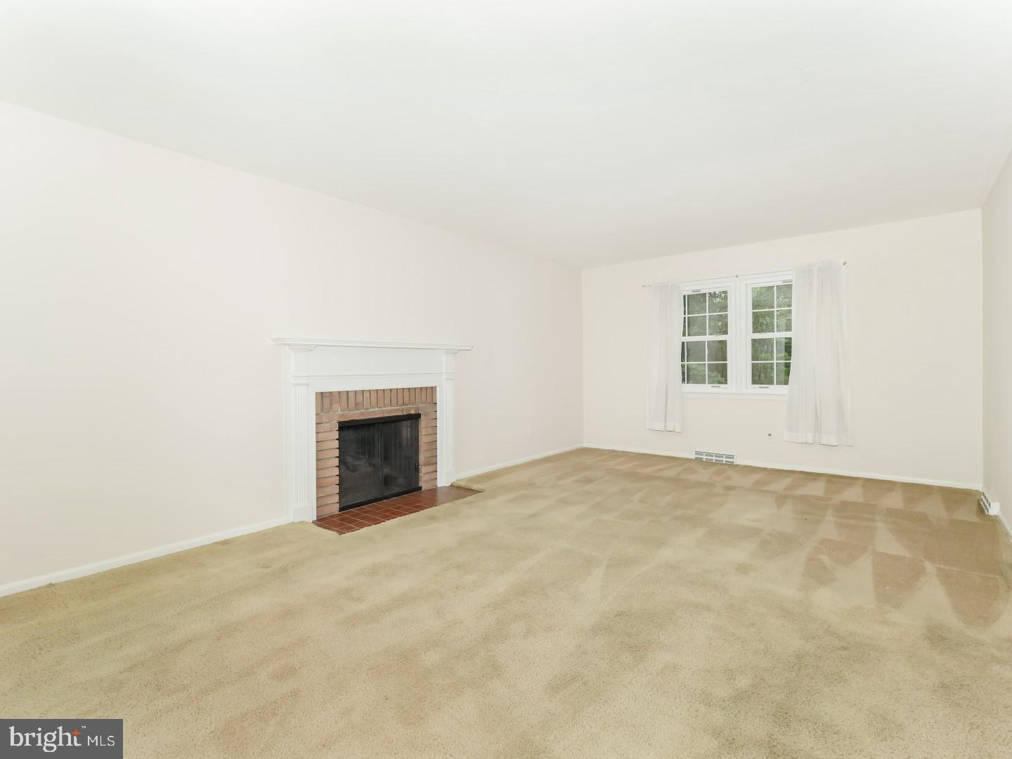 641 Kings Road Yardley, PA 19067 - Photo 9 of 23 Gallery Image 9