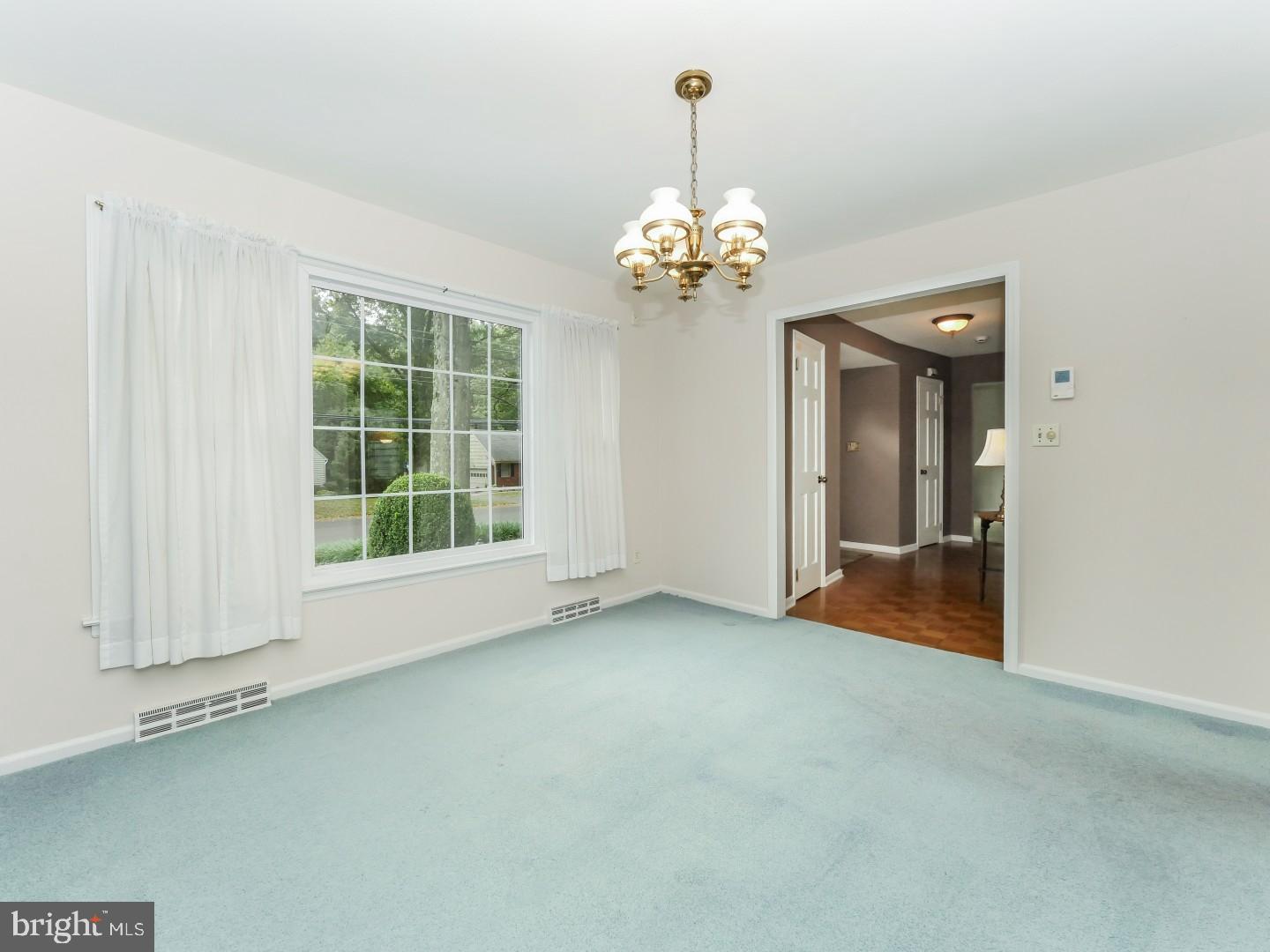 641 Kings Road Yardley, PA 19067 - Photo 10 of 23 Gallery Image 10