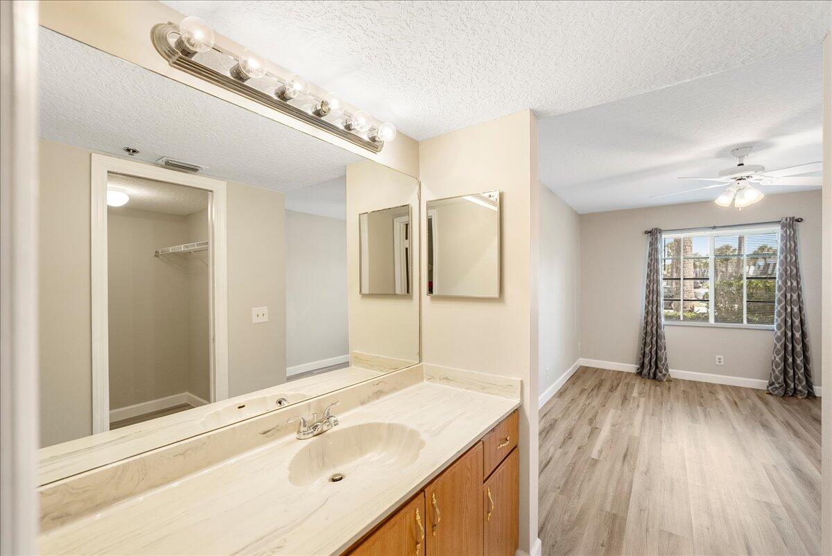 950 South Kanner Highway, Unit E4 Stuart, FL 34994 - Photo 8 of 33 06-DSC6521