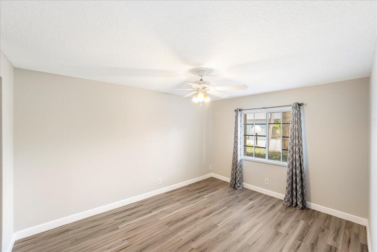 950 South Kanner Highway, Unit E4 Stuart, FL 34994 - Photo 10 of 33 08-DSC6495