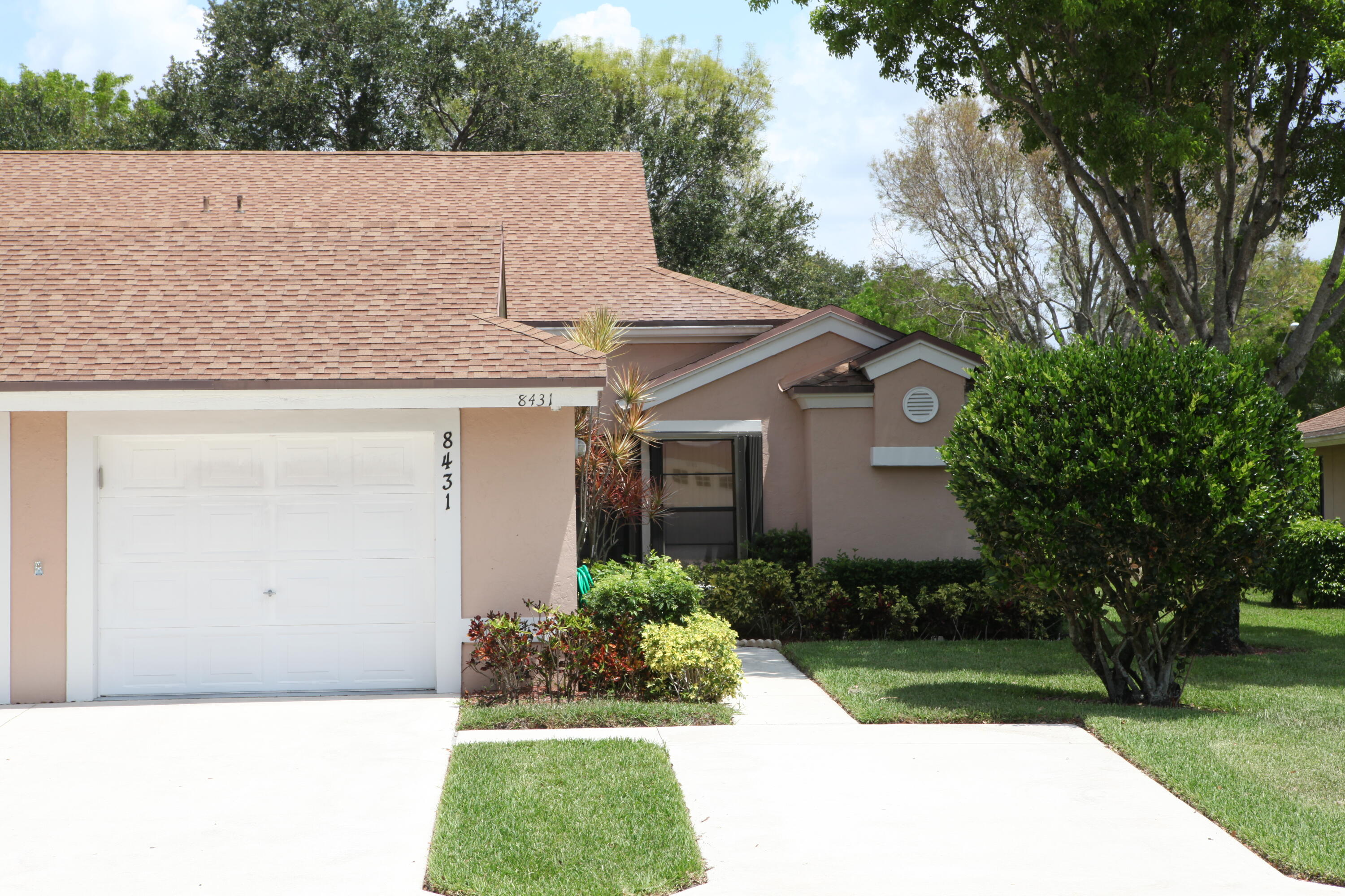 8431 Springlake Drive Boca Raton, FL 33496 - Photo 3 of 33 IMG_5190