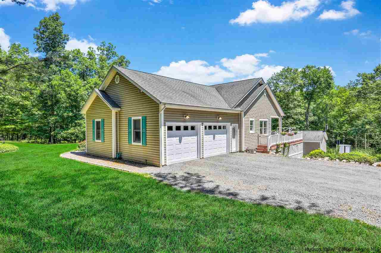 76 Climbing Ridge Road New Paltz, NY 12561 - Photo 3 of 35 Photo 3