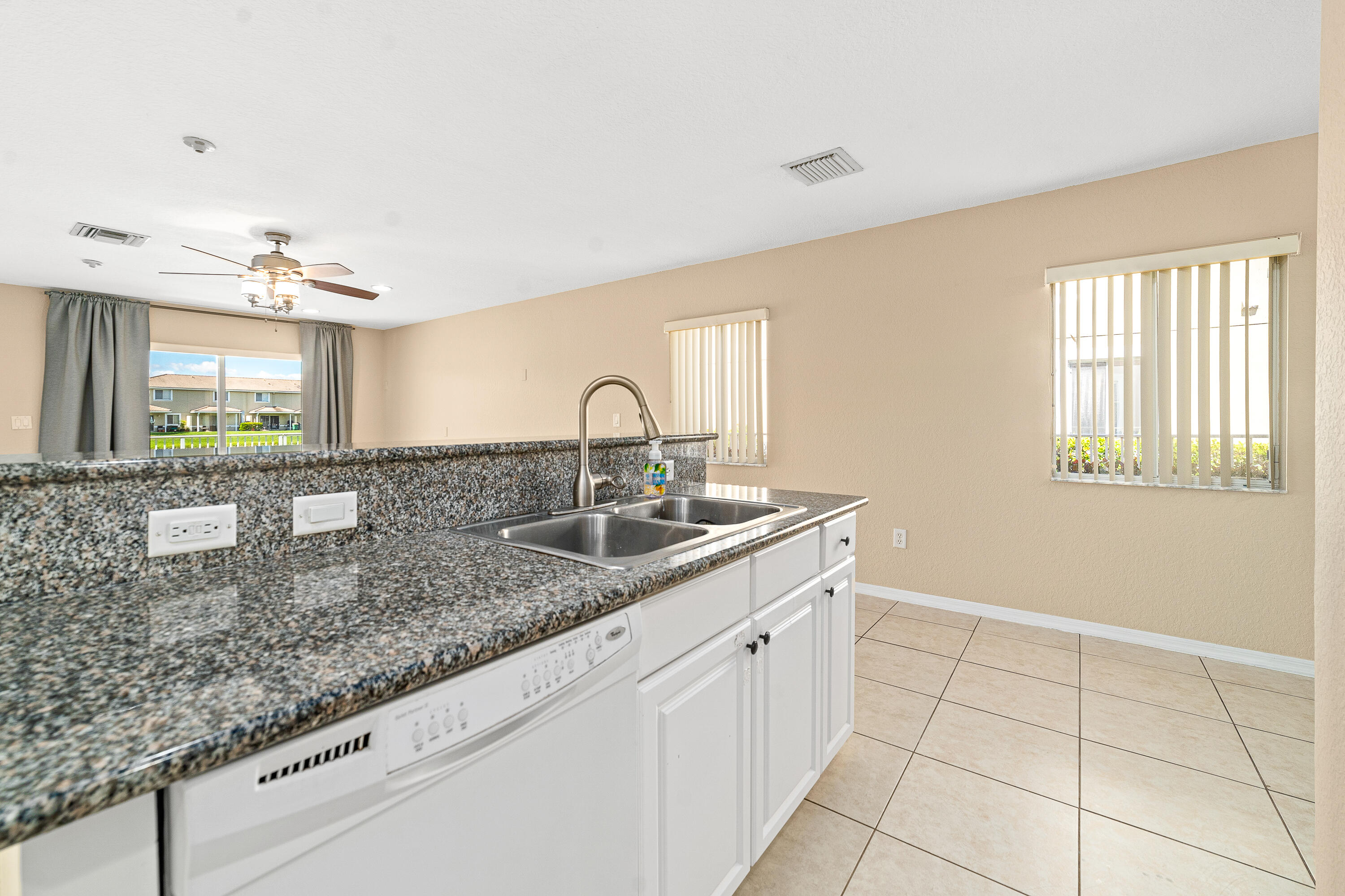 5935 Abbey Road, Unit 5935 Tamarac, FL 33321 - Photo 9 of 36 _DSC1109