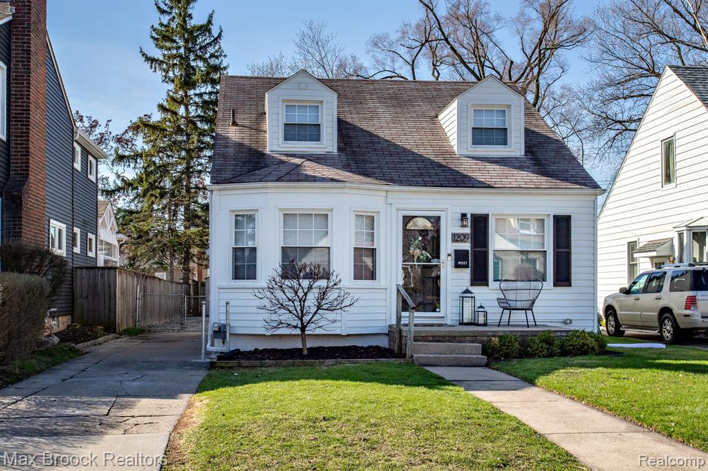 1209 Harvard Road Berkley, MI 48072 - Photo 48 of 48