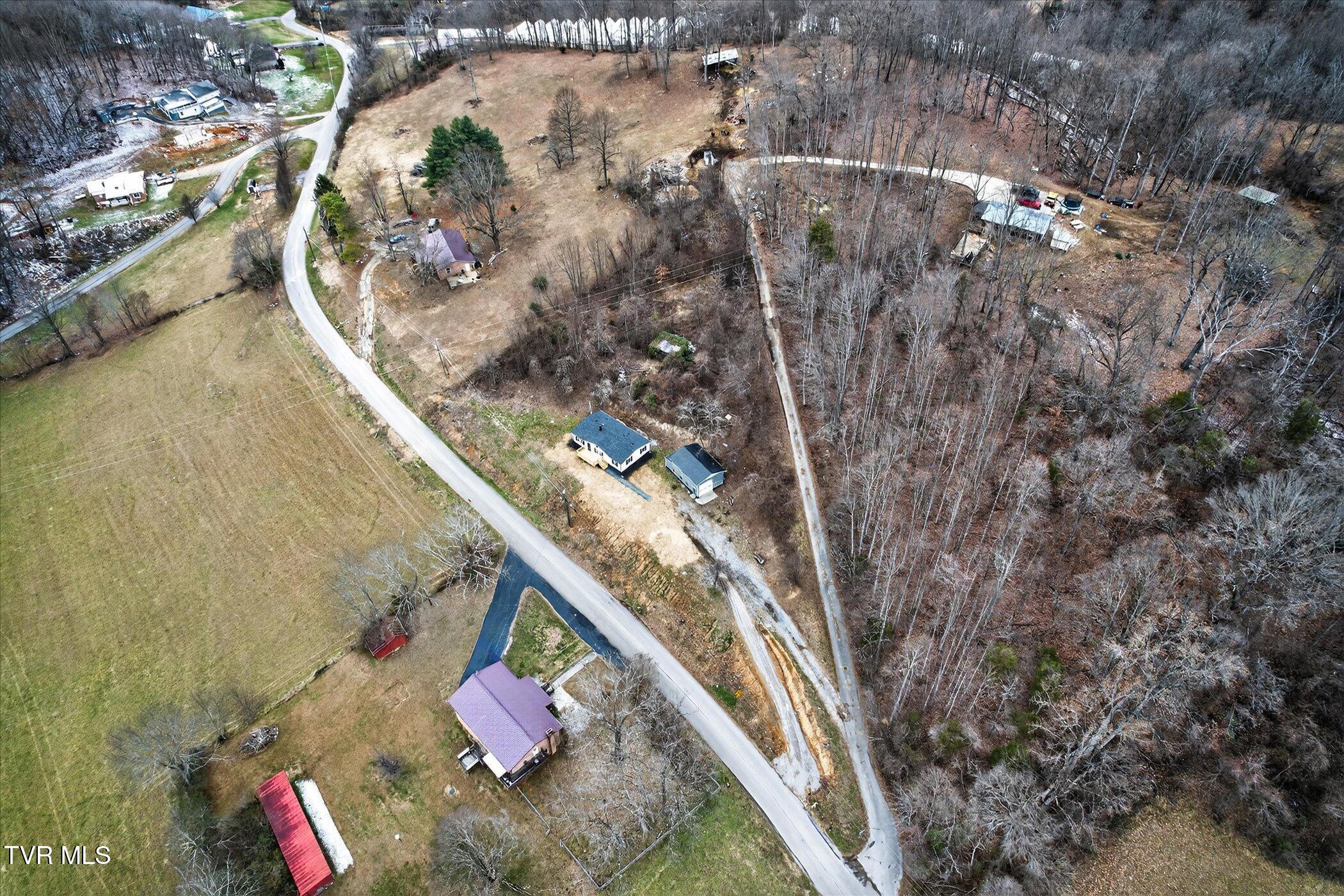 10657 Oak Grove Road Bristol, VA 24202 - Photo 36 of 46 43-10657-Oak-Grove-Rd-Bristol-VA-24202-W