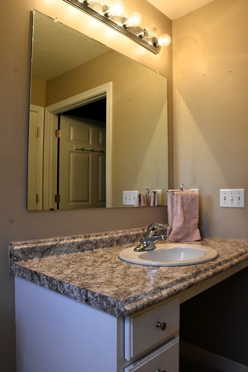 25 George Street, Unit 2 Dudley, MA 01571 - Photo 10 of 10